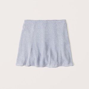 NWOT Abercrombie & Fitch Flirty Mini Skort